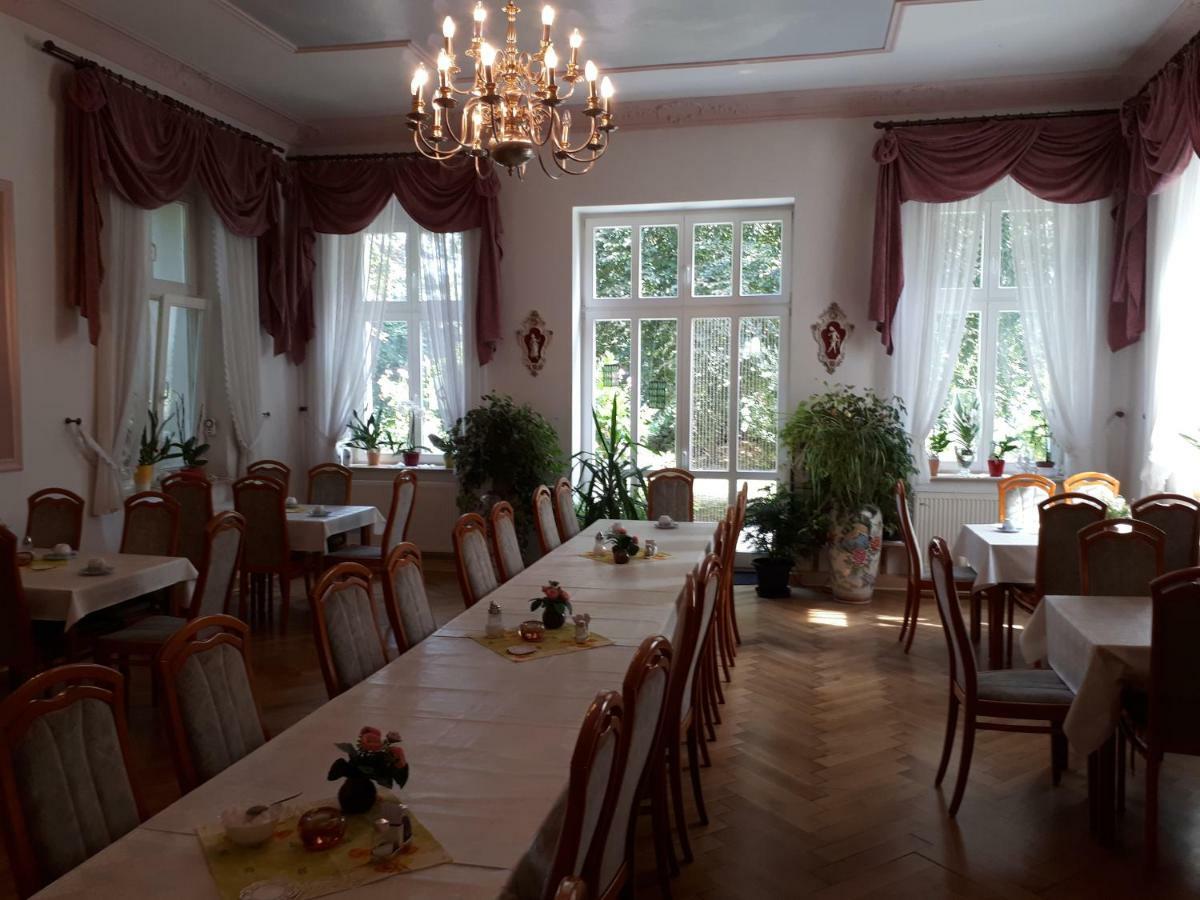 Pension Gutshaus Krusemark Hohenberg-Krusemark Buitenkant foto